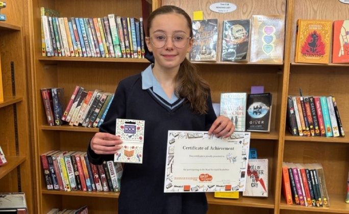 Latest News &raquo; Students Raise Over £200 through the  Readathon